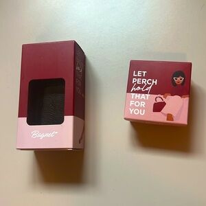 Bagnet gift set - Noir (leather) purse hanger and two gold perch rings. NIB